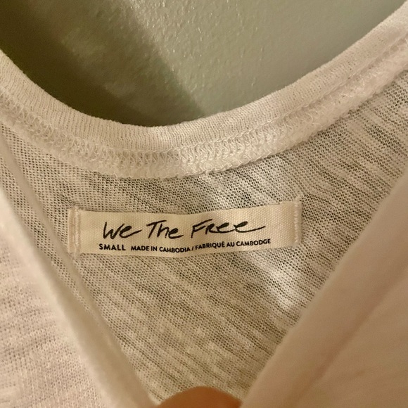 We The Free Tunic 🦋 - Picture 2 of 2